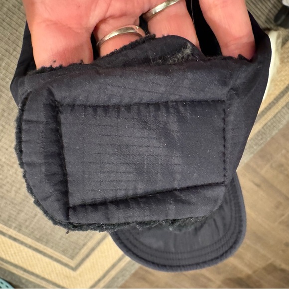 L.L. Bean Dark Blue Unisex  Hat with Ear Covers - Picture 5 of 7